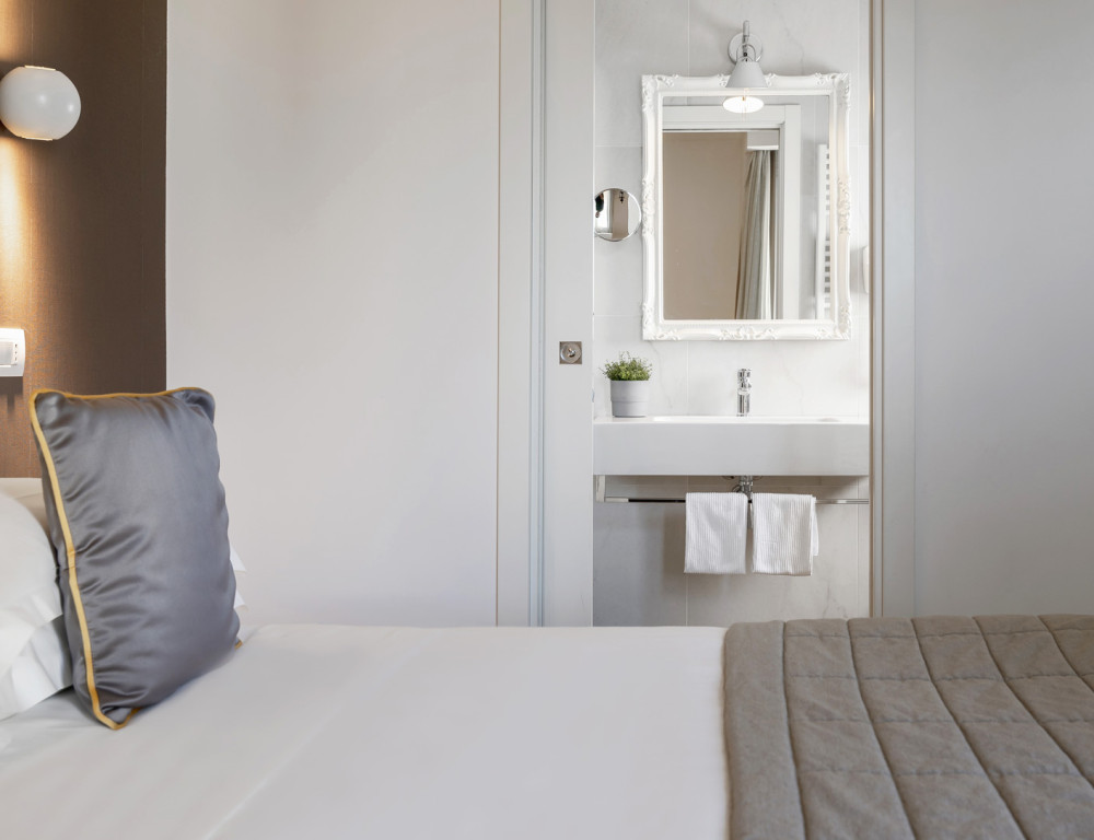media.Slide-S-Suites8Hotel-Select-Riccione